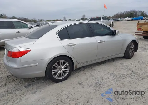 2011 Hyundai Genesis 4.6 from USA, damaged, VIN KMHGC4DF2BU113838